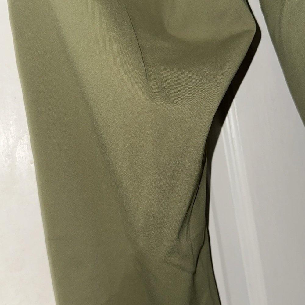 Lululemon Legging - SIZE 8 - Picture 5 of 10